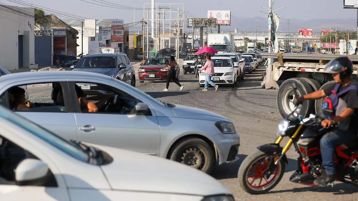 Puente Circuito Potosí y Avenida de las Torres